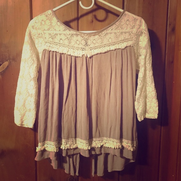 Boho crocheted floral open back top - Picture 1 of 6